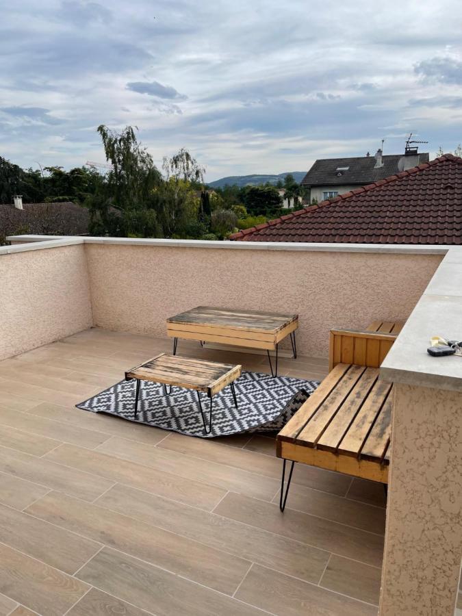 La Parenthese Balneo T2 Cosy De 40M² Avec Terrasse Apartment Ternay  Exterior foto